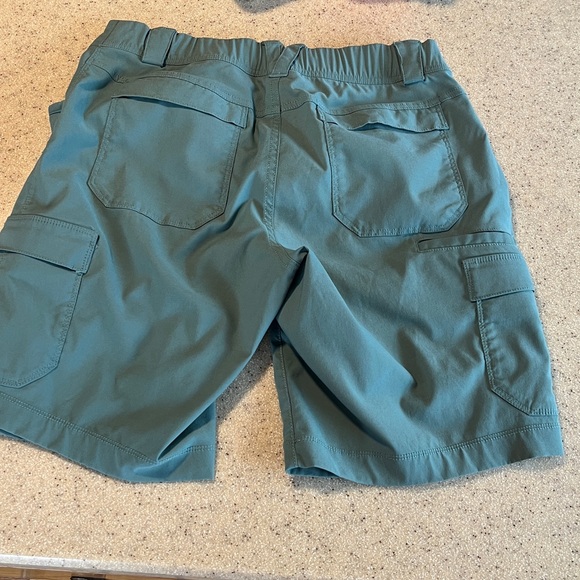 Duluth shorts - Picture 6 of 9